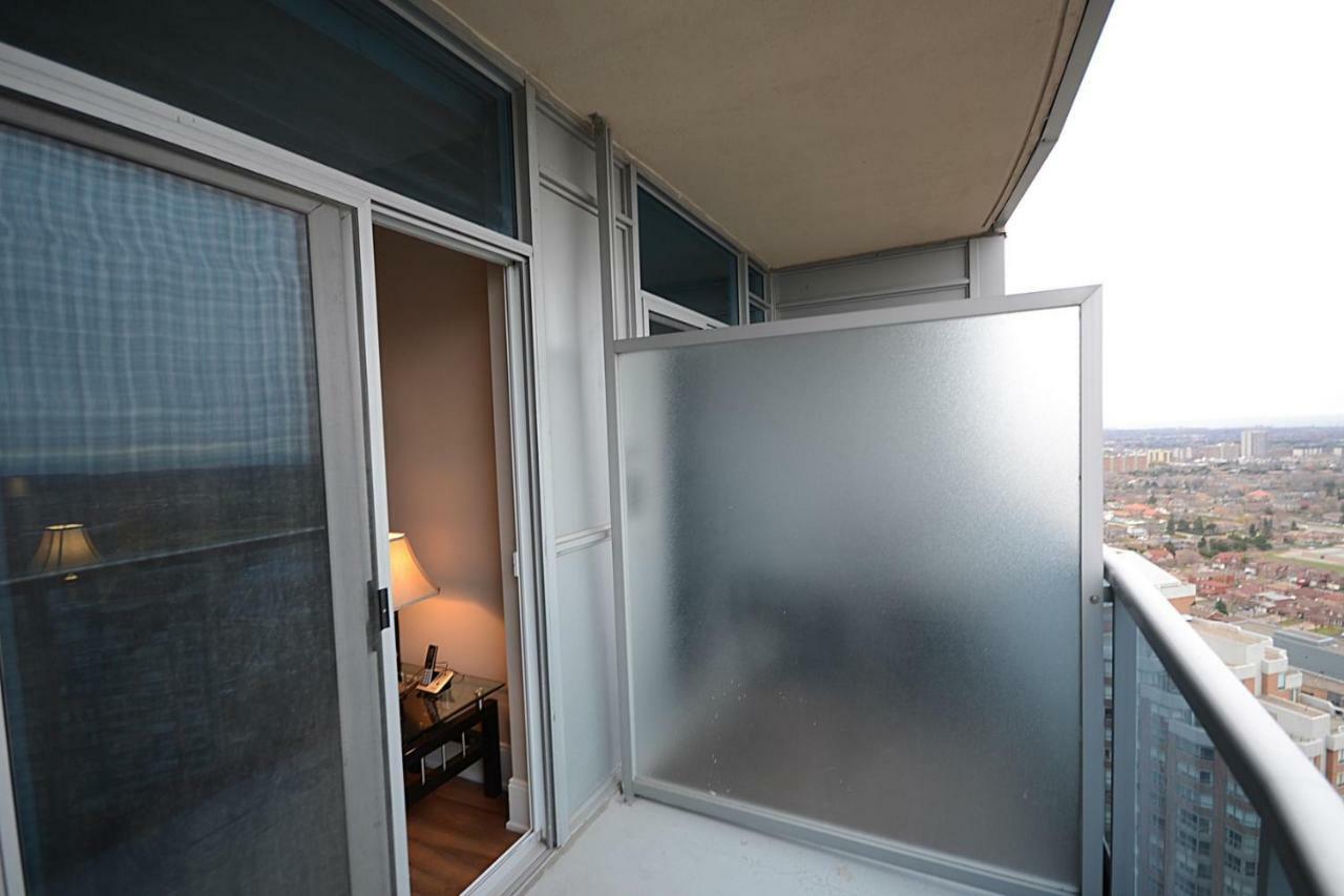 Urban Furnished Suites - Μισισάουγκα Εξωτερικό φωτογραφία