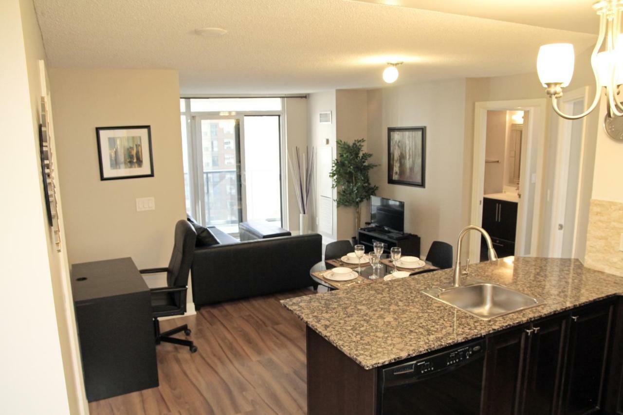 Urban Furnished Suites - Μισισάουγκα Εξωτερικό φωτογραφία