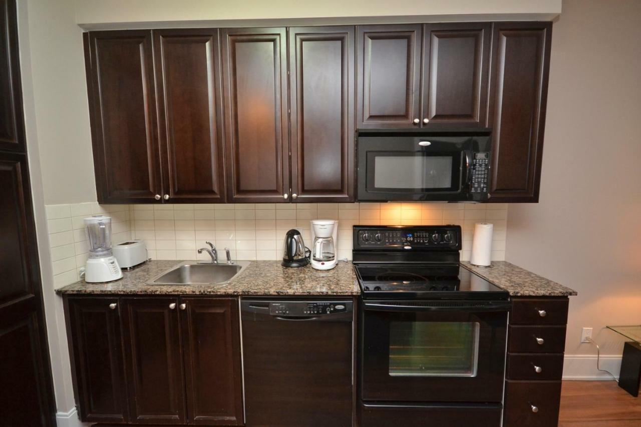 Urban Furnished Suites - Μισισάουγκα Εξωτερικό φωτογραφία