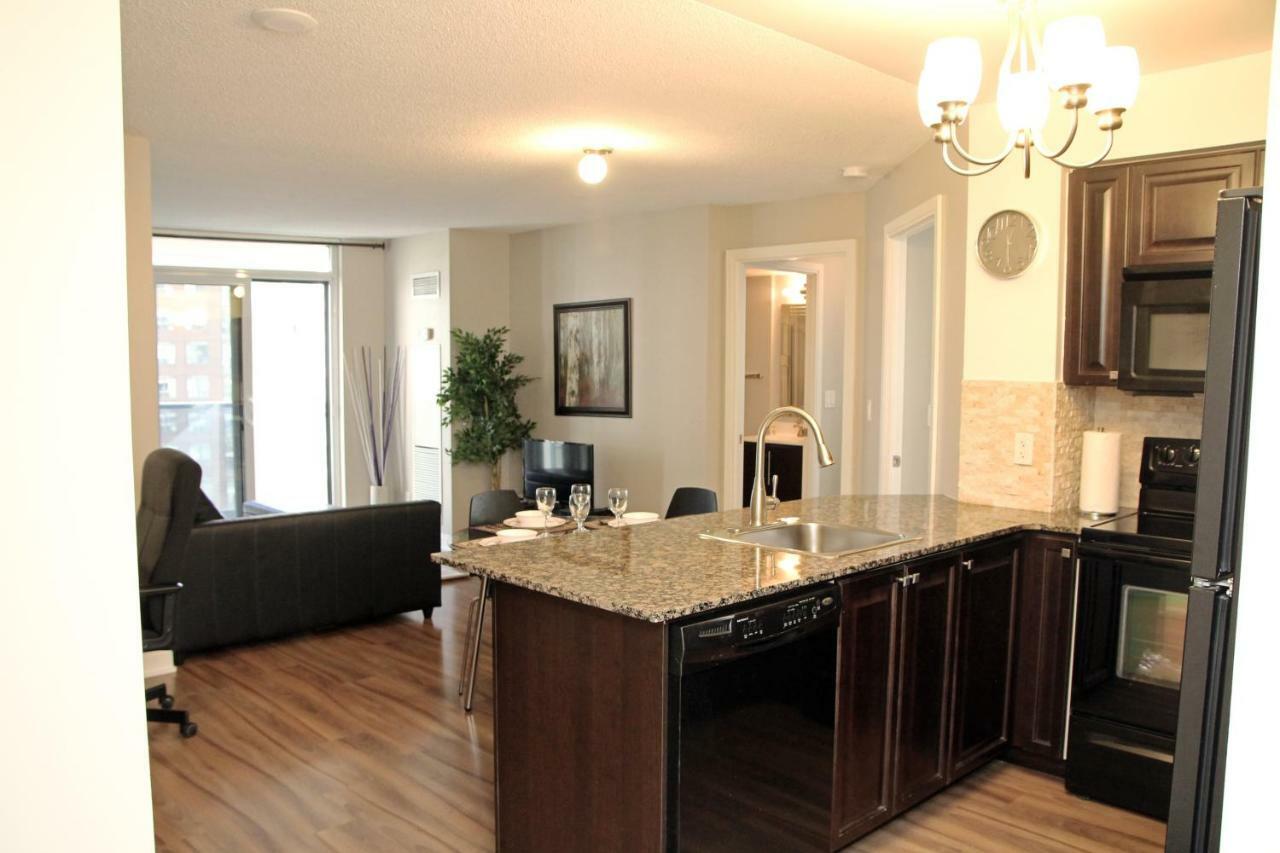 Urban Furnished Suites - Μισισάουγκα Εξωτερικό φωτογραφία