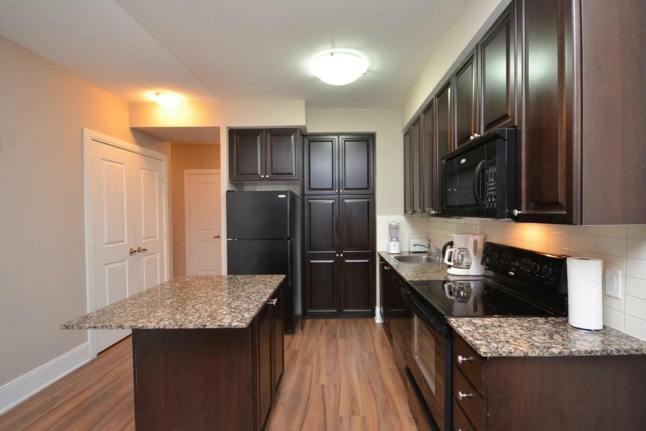 Urban Furnished Suites - Μισισάουγκα Εξωτερικό φωτογραφία